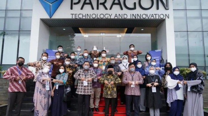 Gaji pt paragon