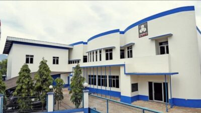 Gaji pt promedrahardjo farmasi industri