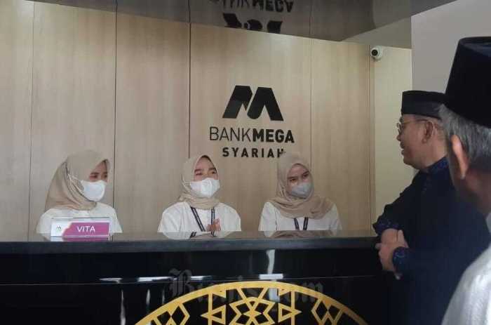 Gaji pegawai bank maybank syariah semua jabatan